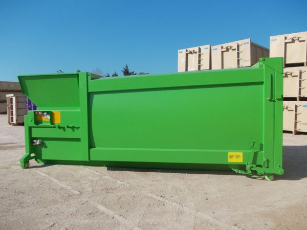 Compacteur monobloc pendulaire